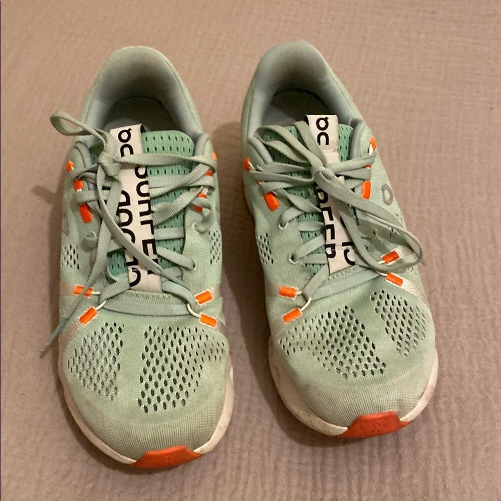 On Running Mint Green and Orange Athletic Shoes. Size 9 - Picture 2 of 9